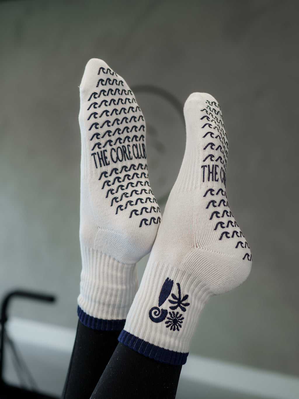 TCC Navy Wave, Surfboard, Palm, Sun Grip Sock