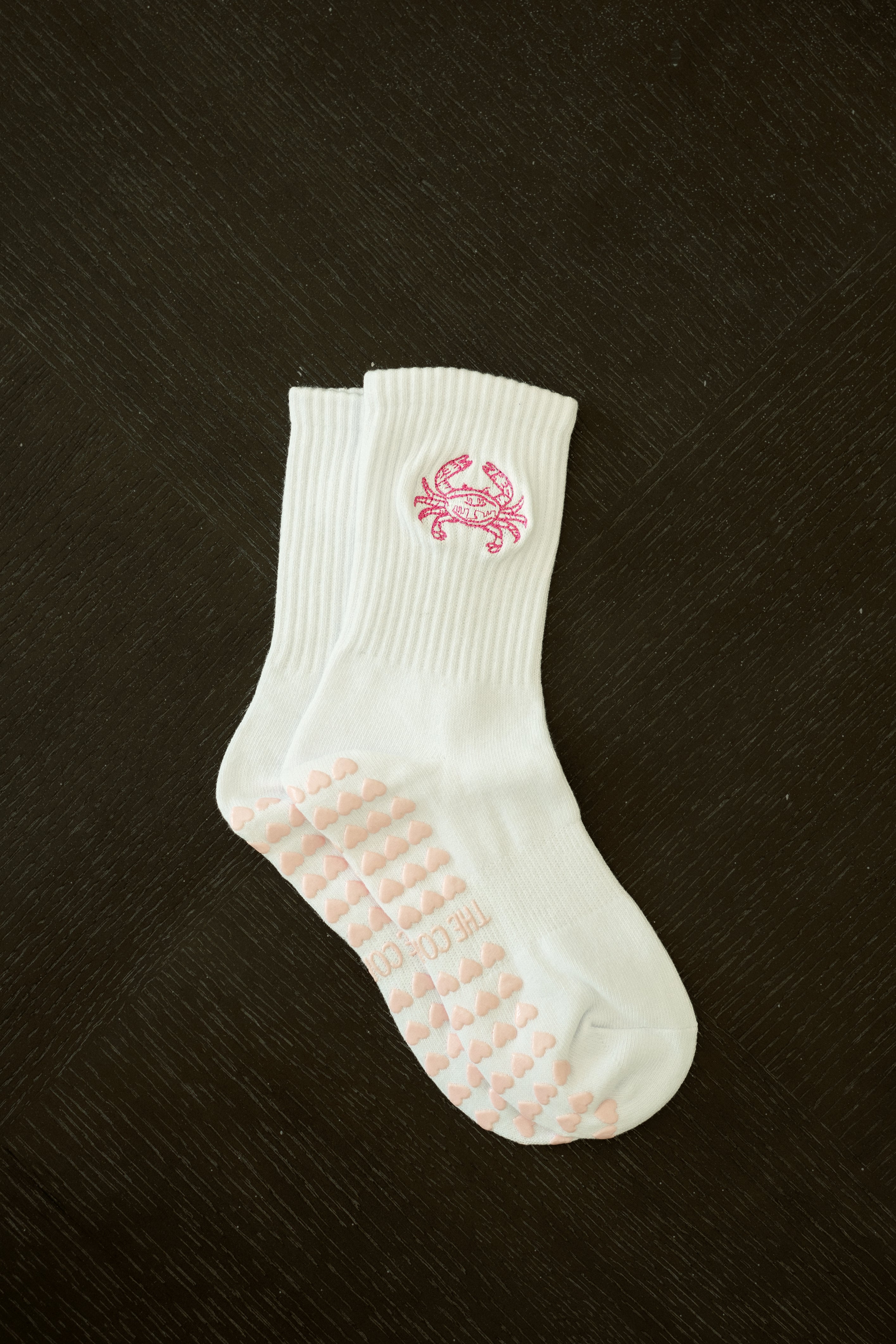 Pink Crab Grip Pilates Sock – soft cotton non-slip socks with playful crab detail & pink heart grippies for our maryland pilates girls. Perfect for Pilates, yoga, barre & lounging.