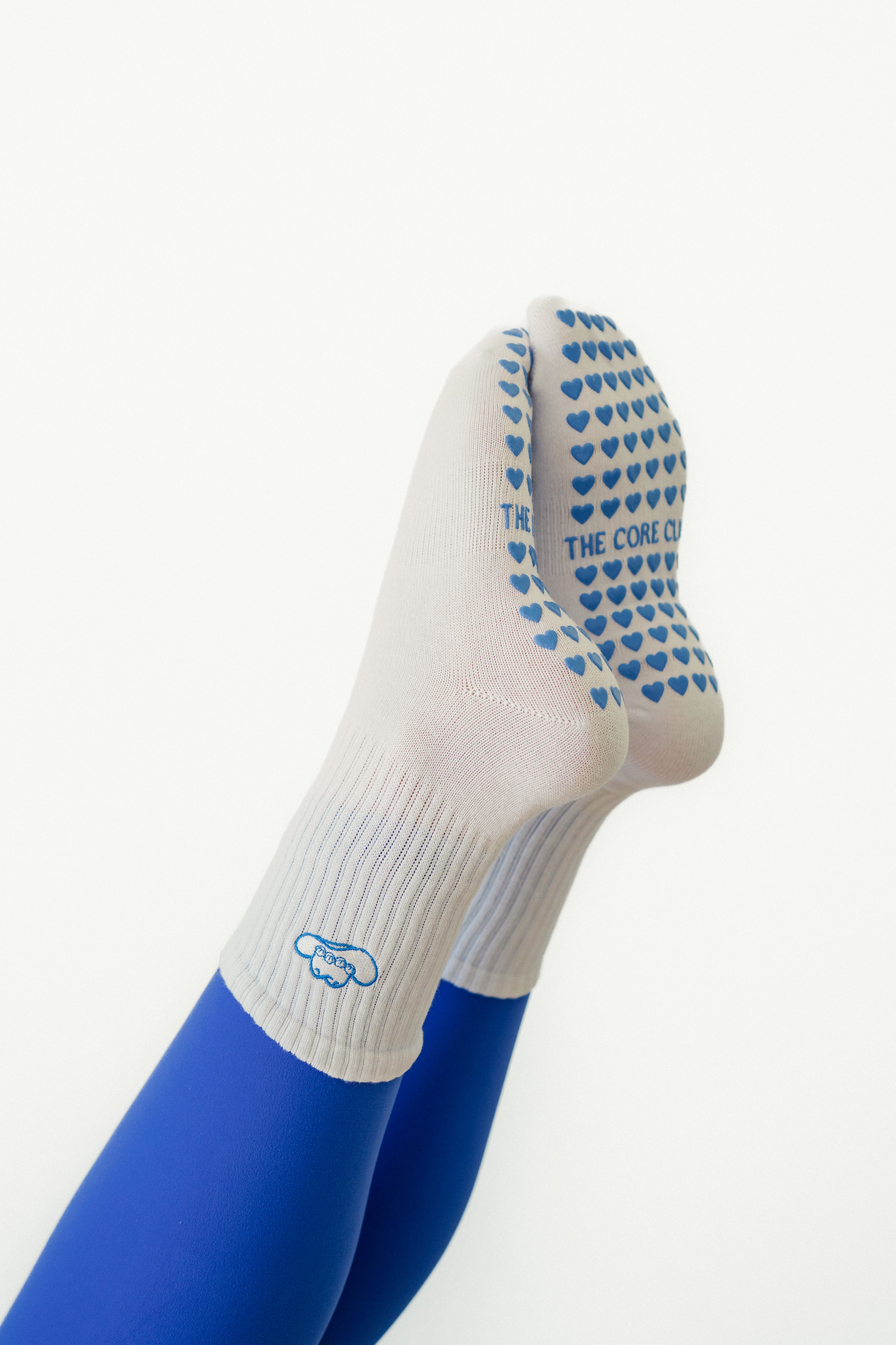 TCC Cowboy Hat Grip Pilates Sock – blue cotton non-slip socks with embroidered cowboy hat & seashells and matching blue heart grippies. Perfect for Pilates, yoga & barre